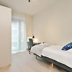 Huswell - House In A Prestigious New Project Near The Hébergement de vacances *